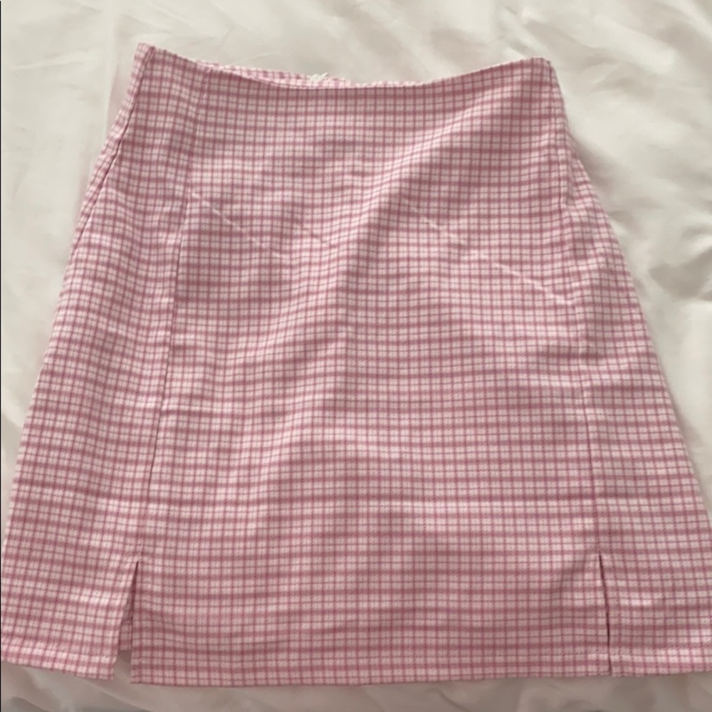 Brandy Melville plaid cara skirt